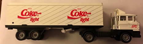 10112-1 € 10,00 coca cola vrachtwagen coca cola light 23 cm.jpeg